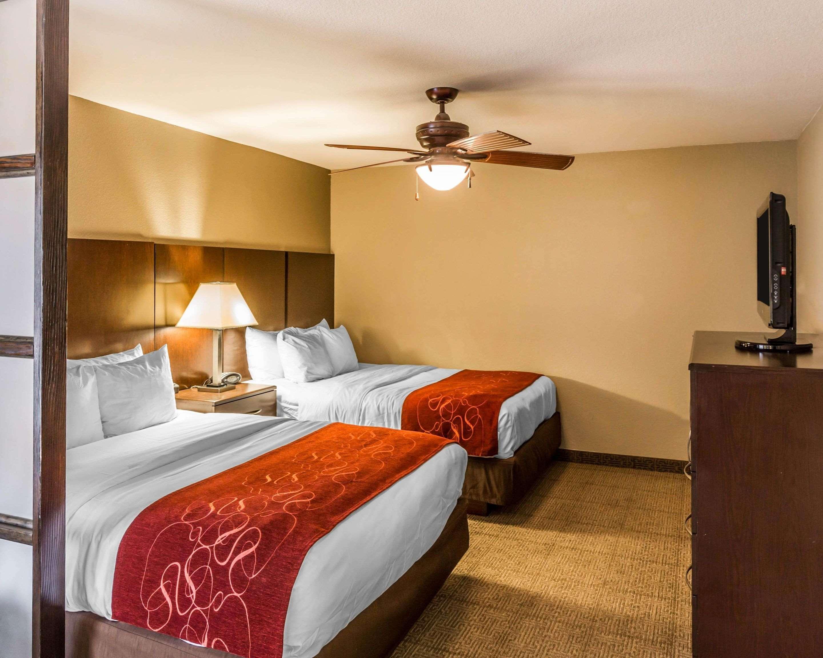 Comfort Suites Commerce Exterior foto